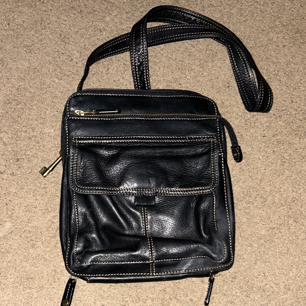 Fossil Black Leather Crossbody Messenger Bag for Women